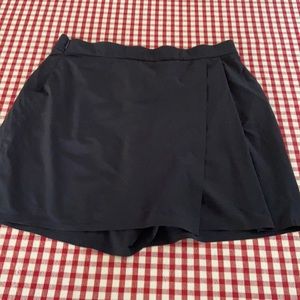 Athleta skort with pockets